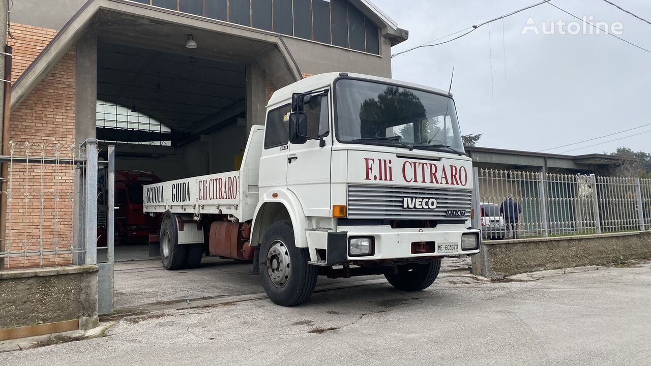 IVECO 180 26 camión caja abierta