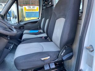 Купить бортовой грузовик IVECO Daily 35C13 2.3 - Изображение 8 | Autoline TM Бортовой грузовик IVECO Daily 35C13 2.3 | Изображение 8 - Autoline
