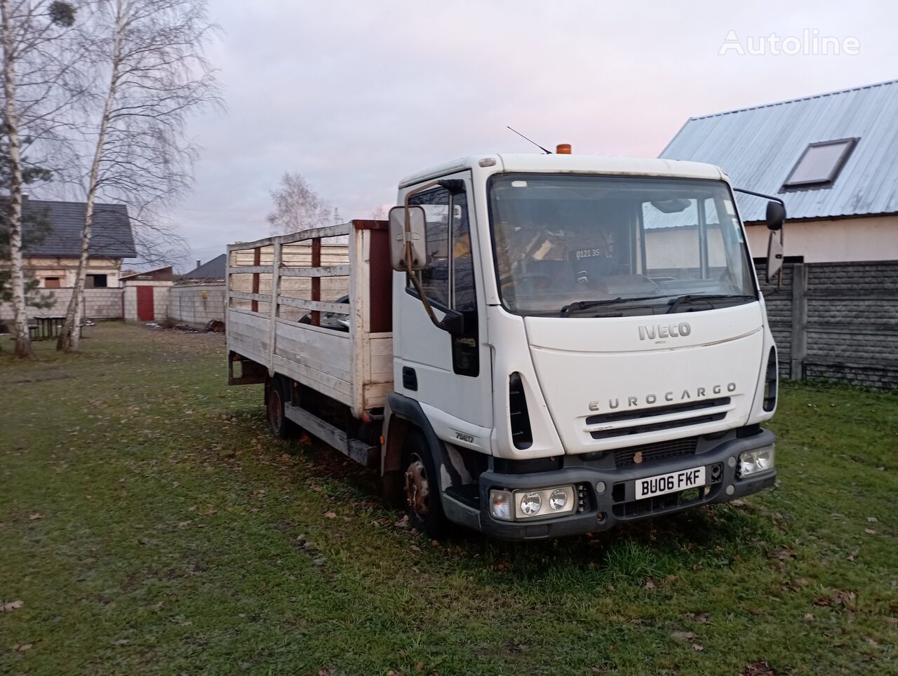 camião de caixa aberta IVECO EuroCargo 75e180 winda tail lift low mileage 6.0 TECTOR