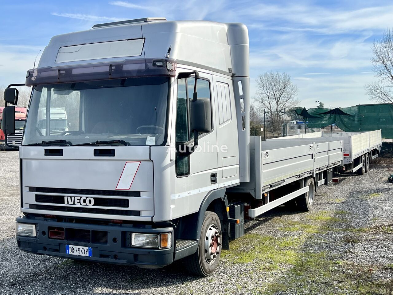 IVECO EuroCargo 80 E 21 trasporto auto açık kasa kamyon