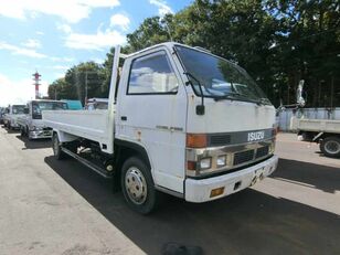 camion plateau Isuzu ELF