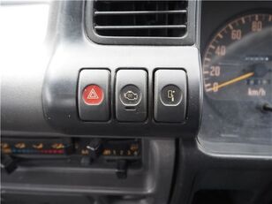 بيع شاحنة مسطحة Isuzu ELF - صورة 21 | Autoline شاحنة مسطحة Isuzu ELF | صورة 21 - Autoline