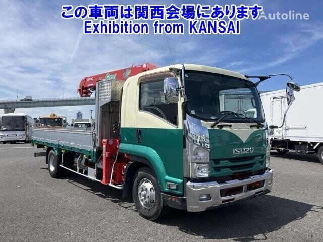 Isuzu FORWARD flatbed truck