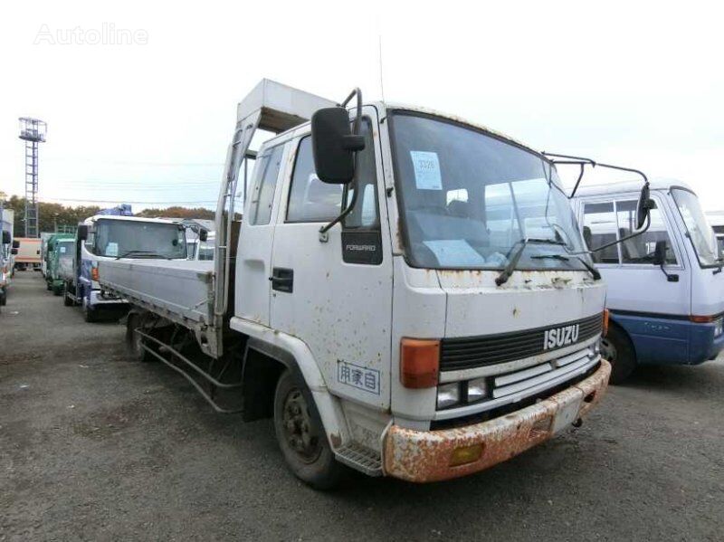 Isuzu FORWARD flatbed truck