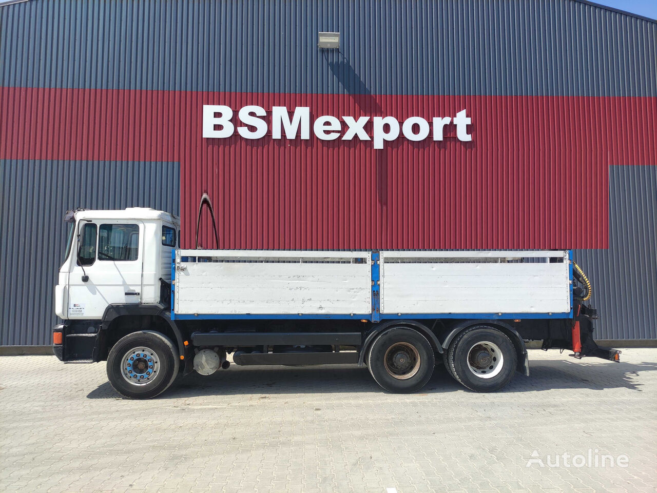 camion plateau MAN 26.342 platform truck