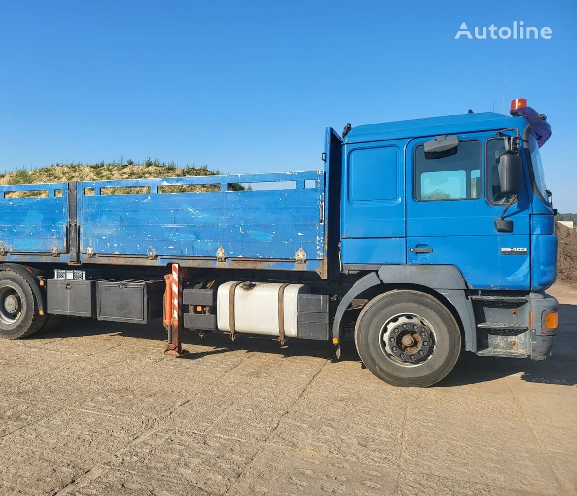 MAN 26.403 Silent flatbed truck