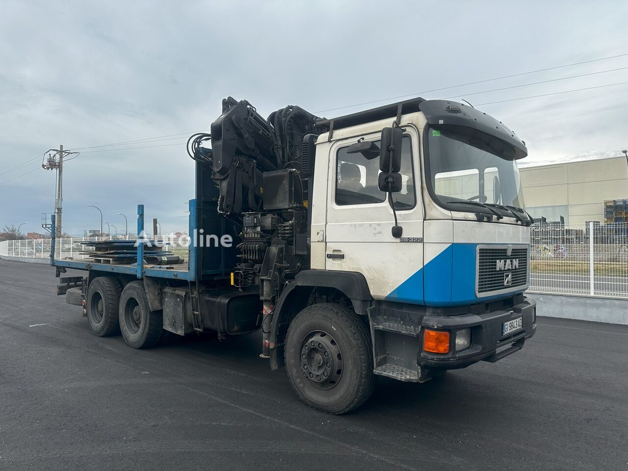 MAN 28.322  HIAB 330 + JIB flatbed truck - Autoline