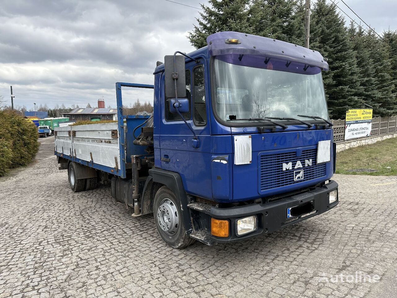 MAN HDS flatbed truck