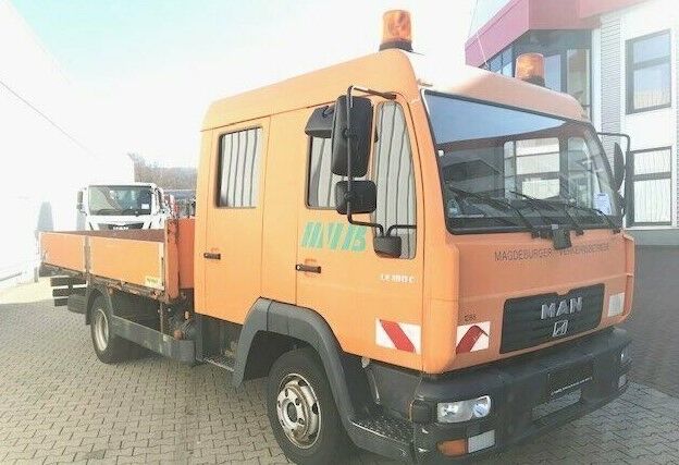 MAN LE 8.185  flatbed truck