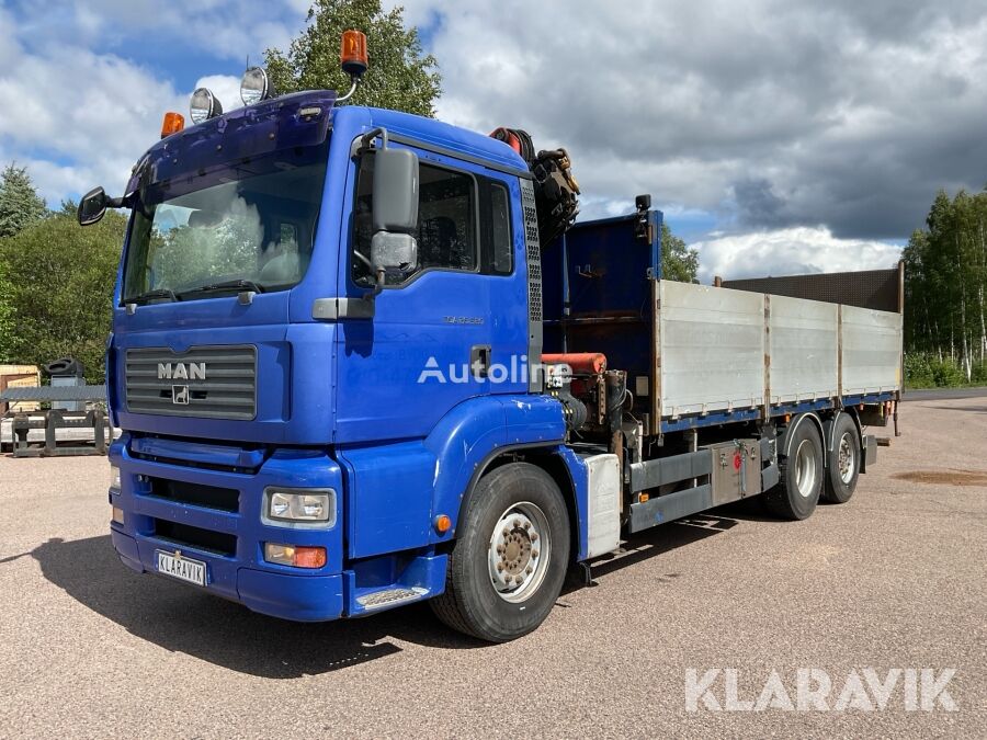 camion pianale MAN Lastbil MAN TGA 26.320 6X2-2BL med kran och bakgavellyft