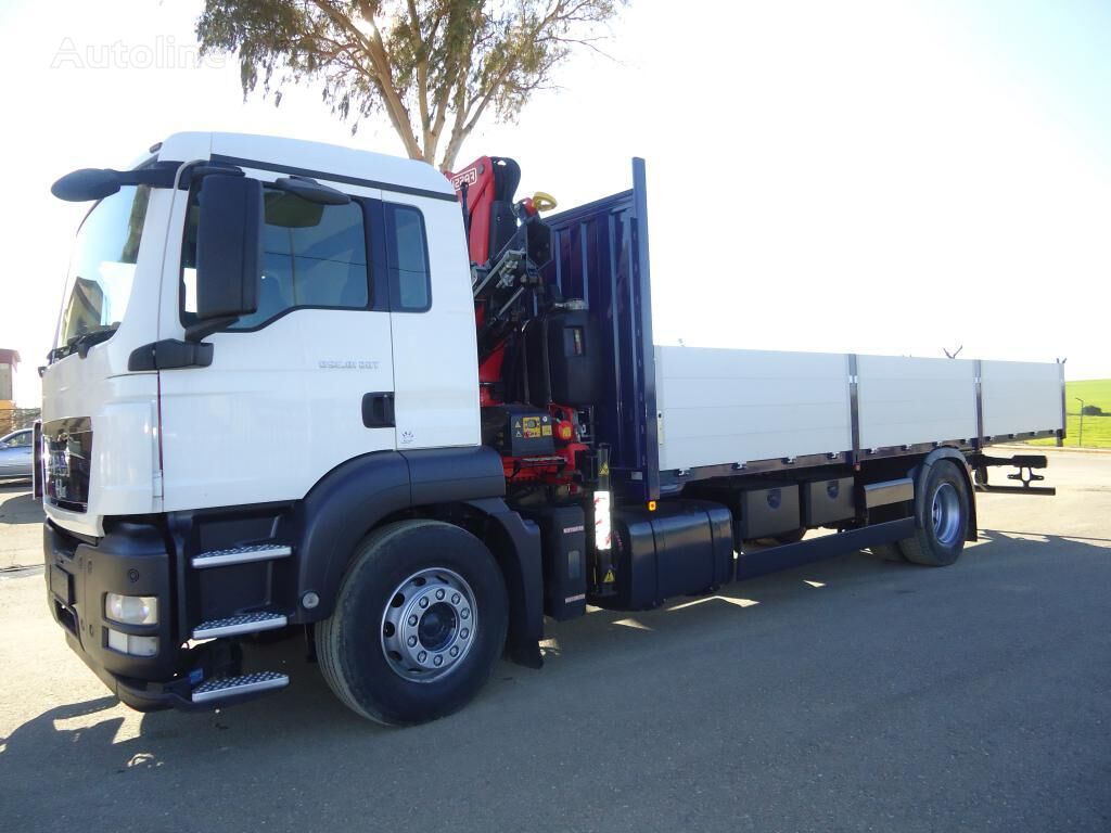 camion plateau MAN TGS 18 320