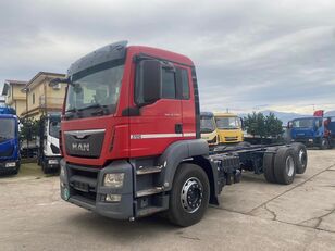 camion pianale MAN TGS 26.440