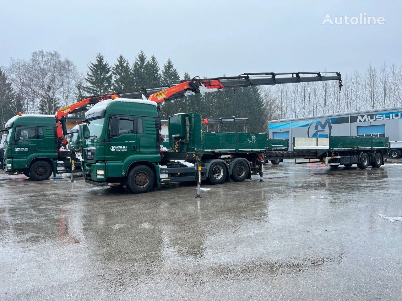 MAN TGS 28.480 flatbed truck + flatbed trailer