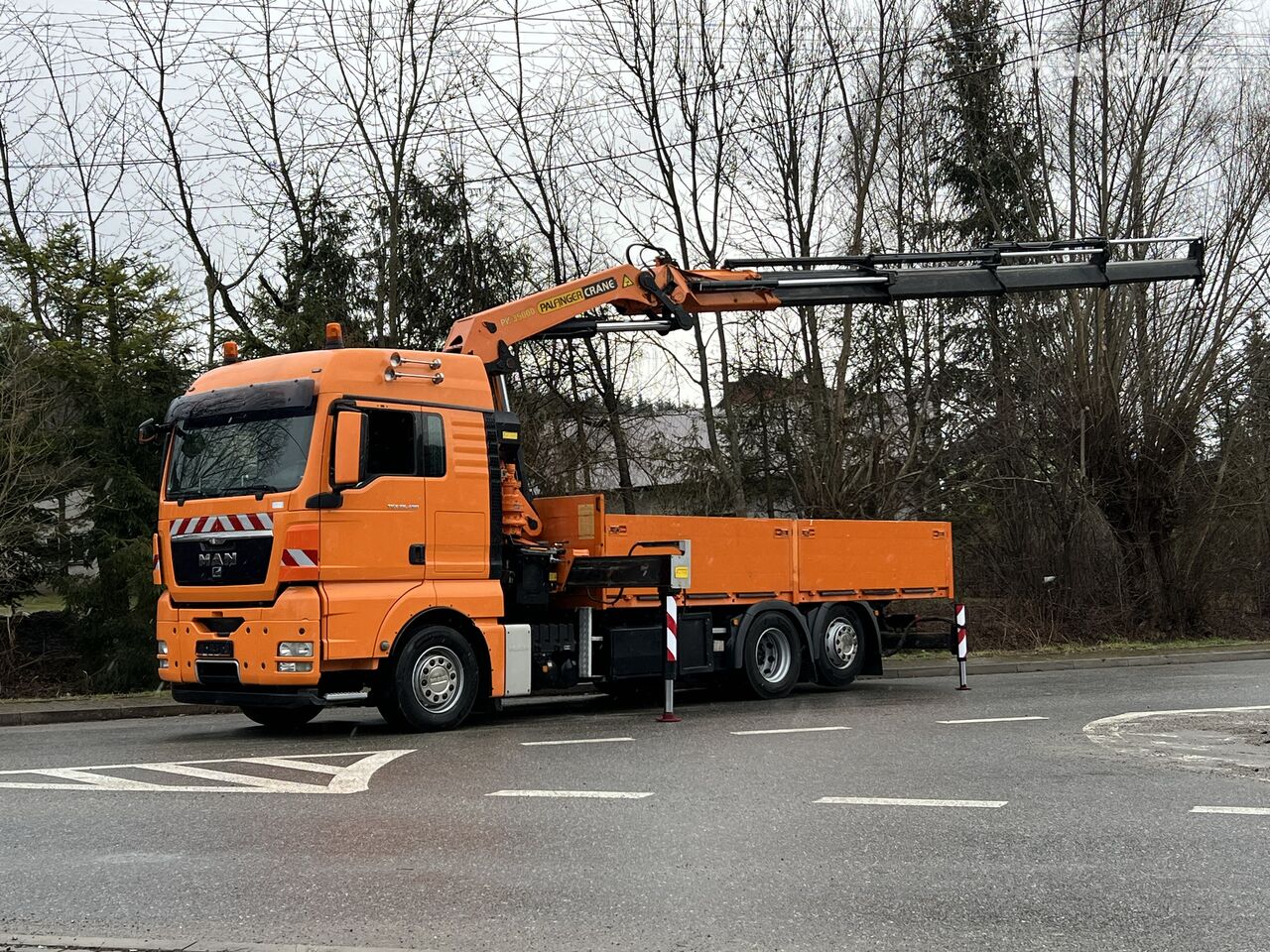 MAN TGX 26-480 kamion s ravnom platformom