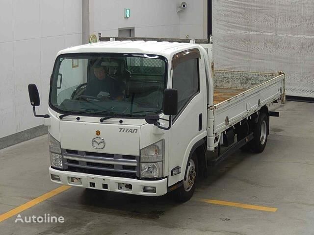 camion plateau Mazda TITAN