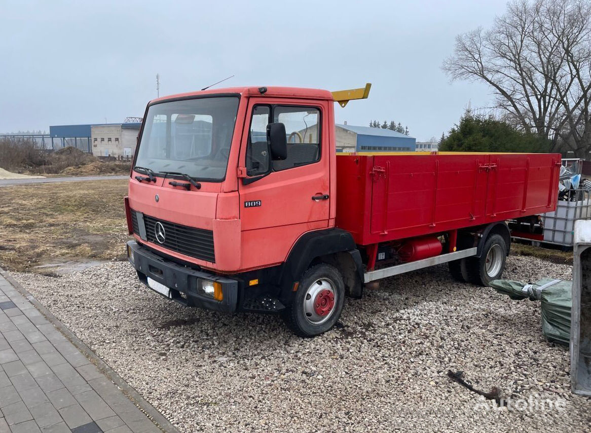 Mercedes-Benz 809 flatbed truck for sale Belgium Antwerpen, DT39352