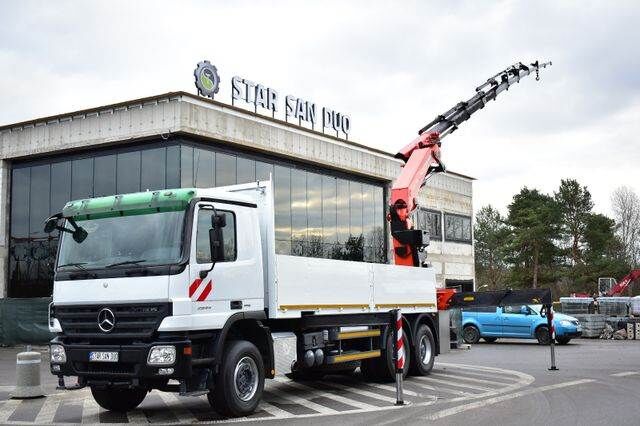 camião de caixa aberta Mercedes-Benz ACTROS 6x4 PALFINGER PK 44002 EURO 5 WINCH Crane