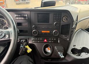 Mercedes-Benz Actros 2545 - Flatbed + crane 6x2 flatbed truck for sale - Image 23 | Autoline BW Mercedes-Benz Actros 2545 - Flatbed + crane 6x2 flatbed truck | Image 23 - Autoline