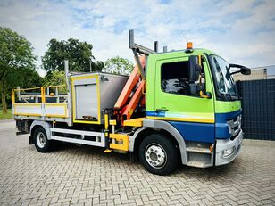 cami&atilde;o de caixa aberta Mercedes-Benz Atego