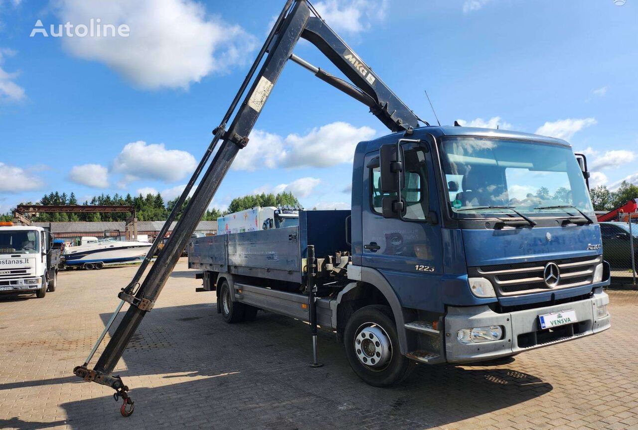 camião de caixa aberta Mercedes-Benz Atego 1223