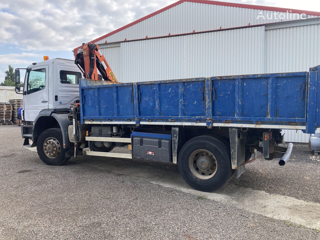 Mercedes-Benz Atego 1923 flatbed truck