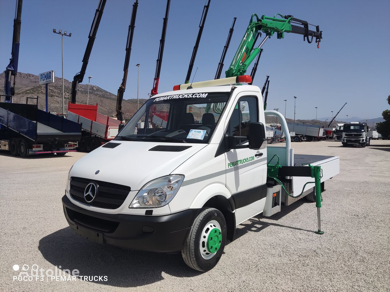 tovornjak tovorna ploščad Mercedes-Benz SPRINTER 515 CDI