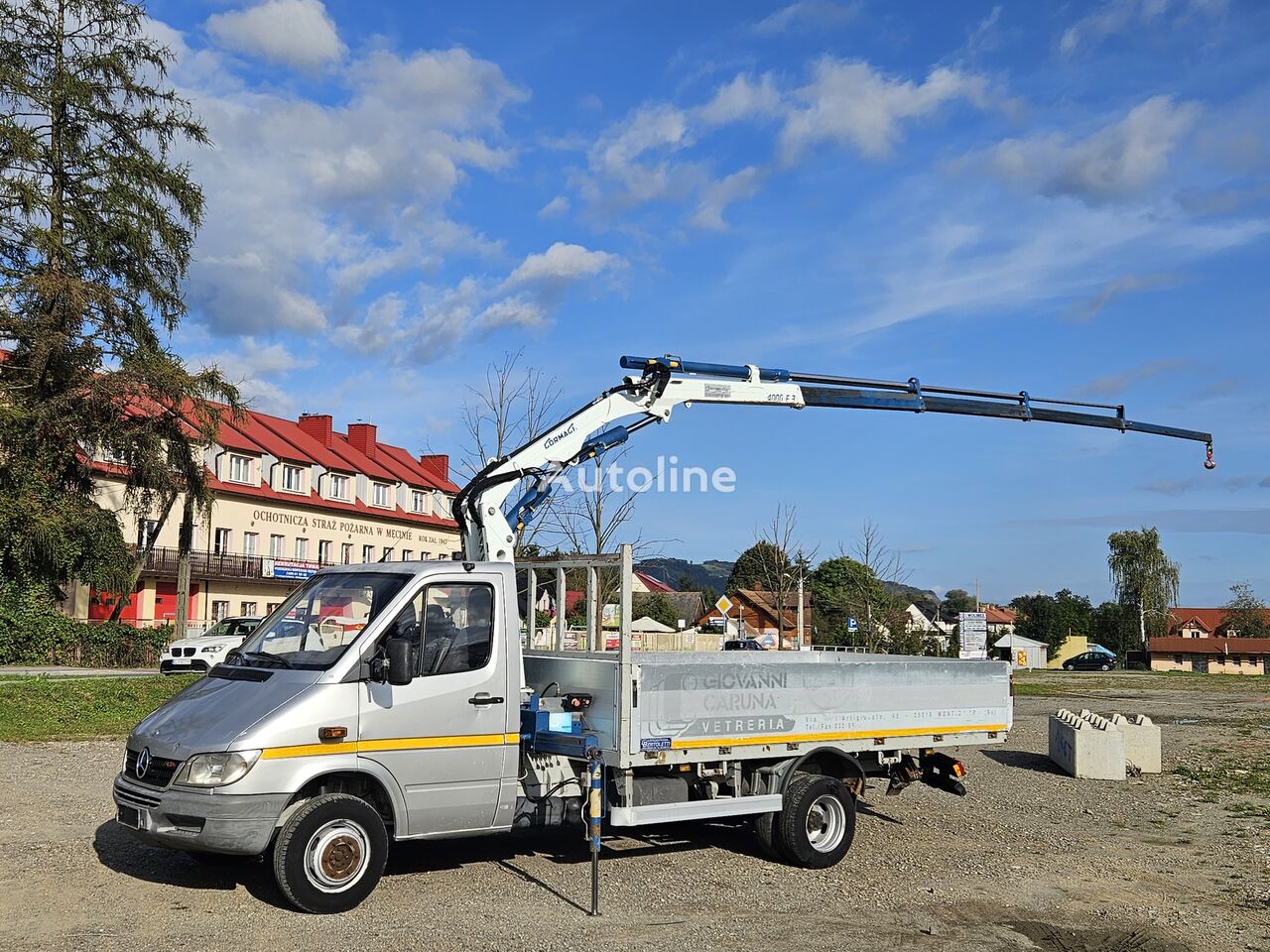 شاحنة مسطحة Mercedes-Benz Sprinter 616 - Autoline