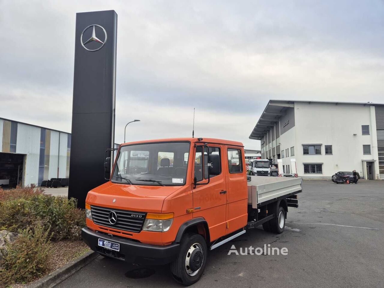 camion plateau Mercedes-Benz Vario 813 DoKa Pritsche AHK Euro5 3.800kg NL