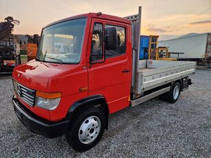tovornjak tovorna plo&scaron;čad Mercedes-Benz Vario 814 D