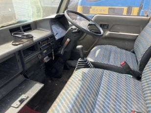 Mitsubishi CANTER フラットベッドトラック