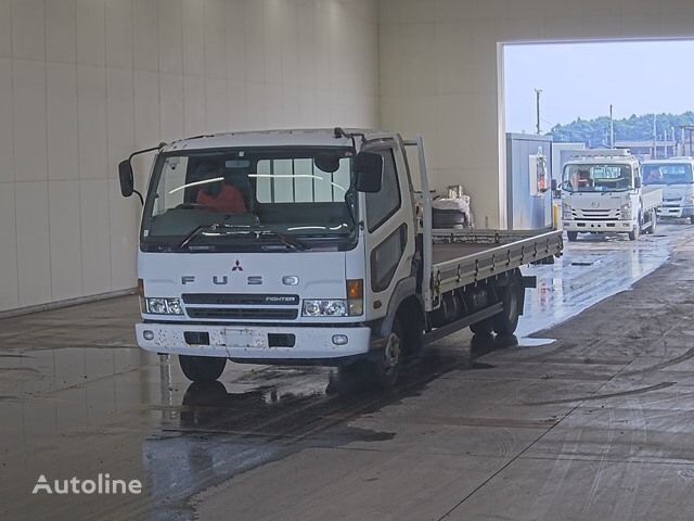 truk flatbed Mitsubishi FIGHTER