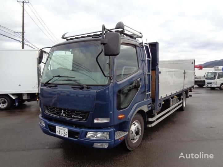 camion plateau Mitsubishi FIGHTER