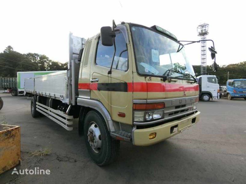 camion pianale Mitsubishi FIGHTER