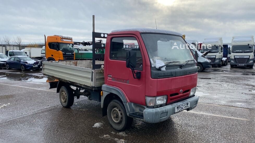 Nissan CABSTAR E95 2.6 camión caja abierta