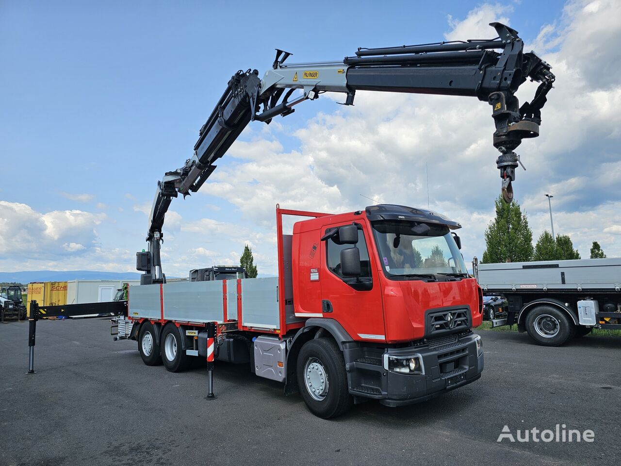 Renault D Wide 440 Palfinger PK 27002 SH + JIP フラットベッドトラック