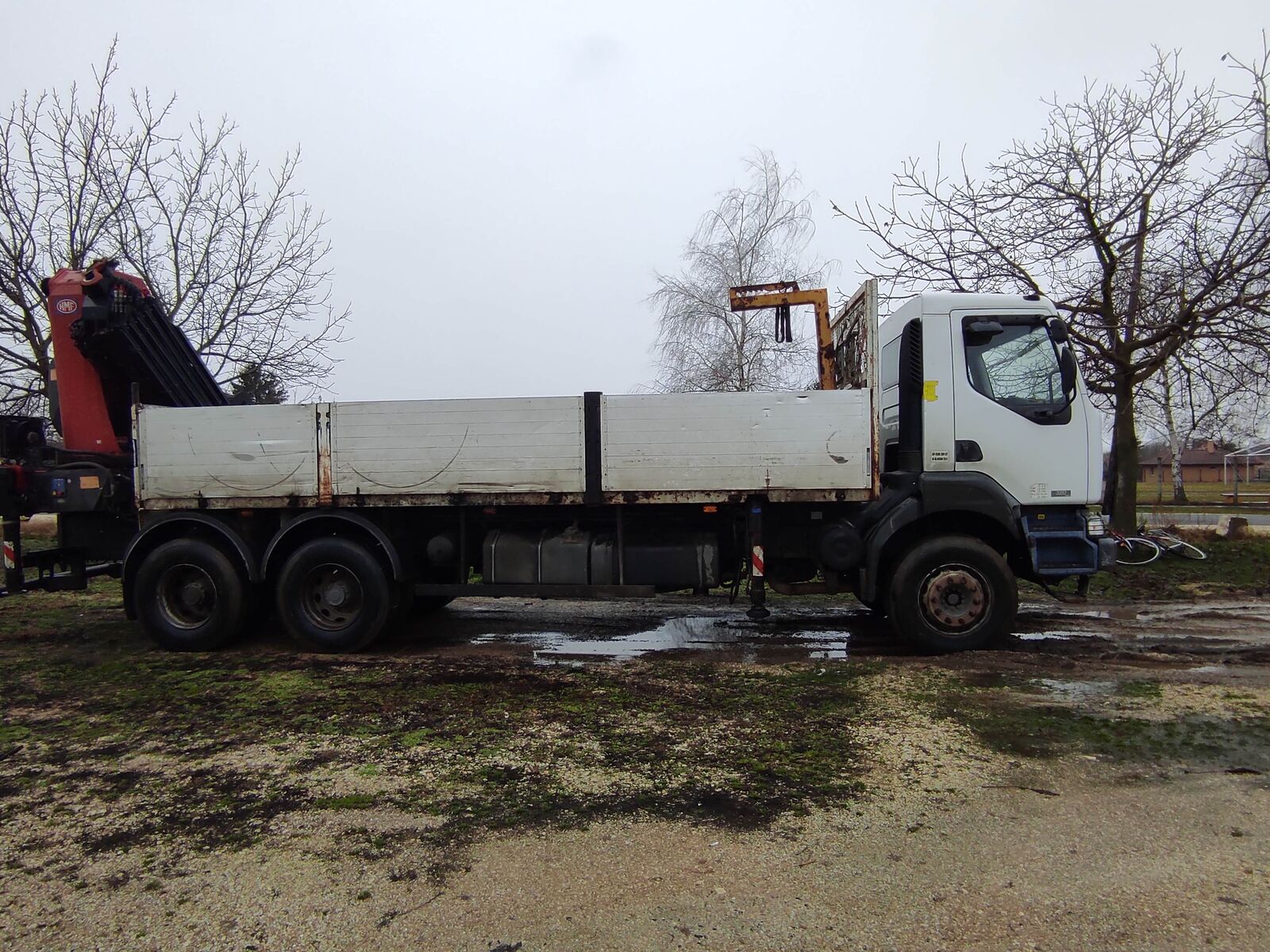 Renault Kerax flatbed truck