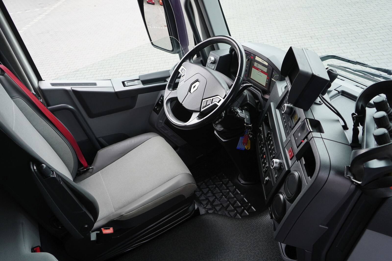 Renault T 380 / 6 X 2 / SKRZYNIOWY + HDS / HIAB 302 E-5 / PILOT / OŚ SKR