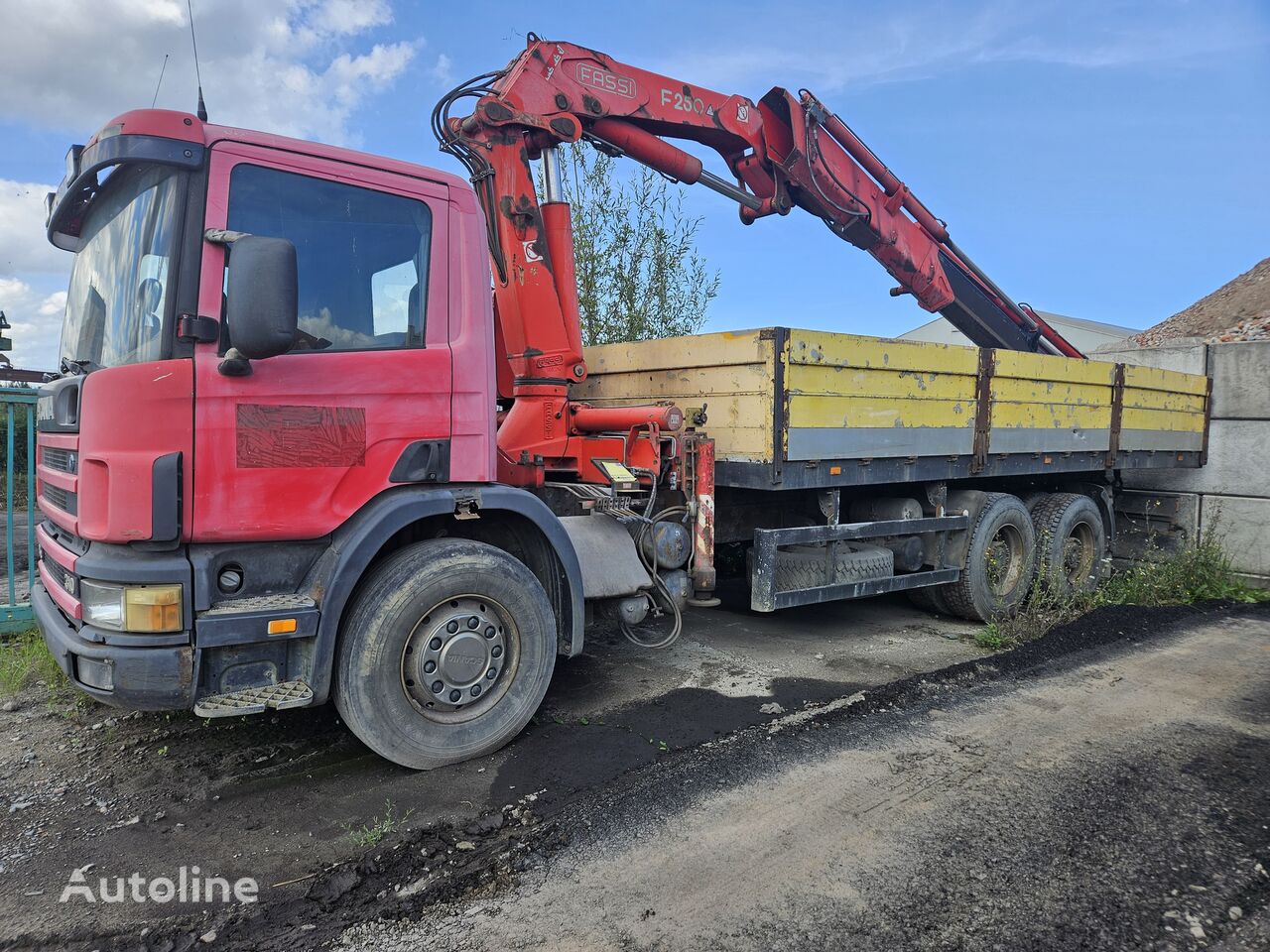 شاحنة مسطحة Scania P 94C