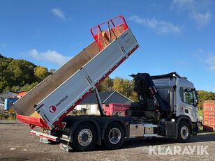 Scania P370 flatbed truck