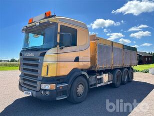 Scania R470 kamion s ravnom platformom