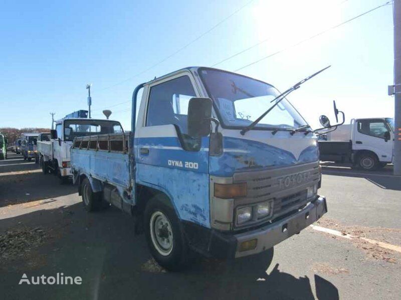 бортовой грузовик Toyota DYNA