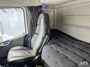 Volvo 2019 Volvo FH540 8x4 Tridem Kranbil m/ 50 t/m HMF kran m/ Jibb. flatbed truck for sale - Image 51 | Autoline SG Volvo 2019 Volvo FH540 8x4 Tridem Kranbil m/ 50 t/m HMF kran m/ Jibb. flatbed truck | Image 51 - Autoline