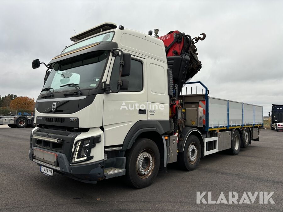 Volvo 460 camión caja abierta