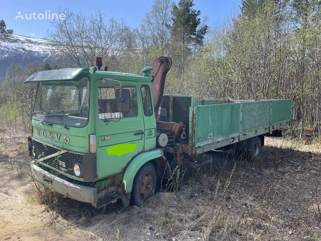 Volvo F 610  flatbed truck