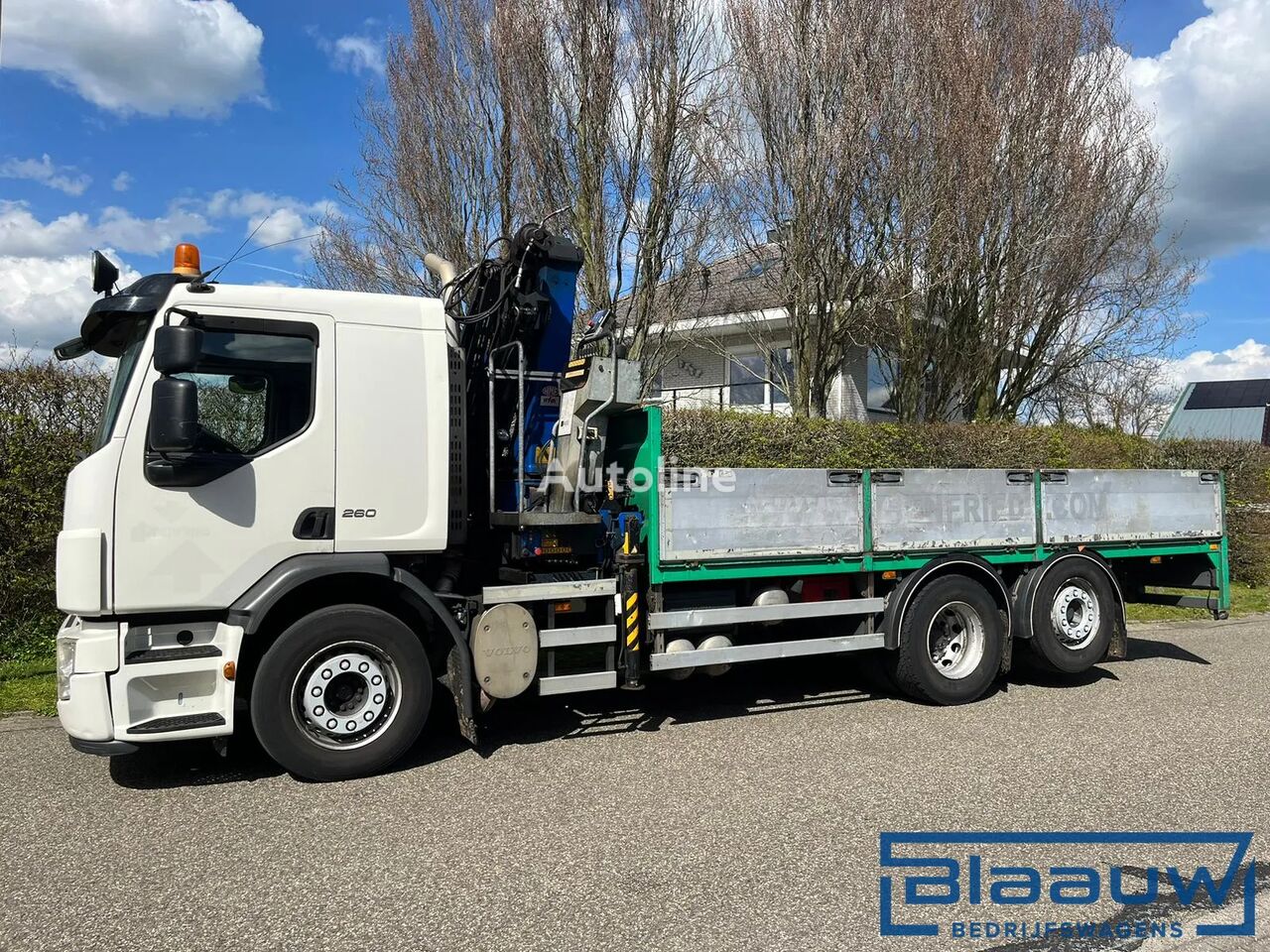 бортовой грузовик Volvo FE 6x2 HMF 15 TM kraan