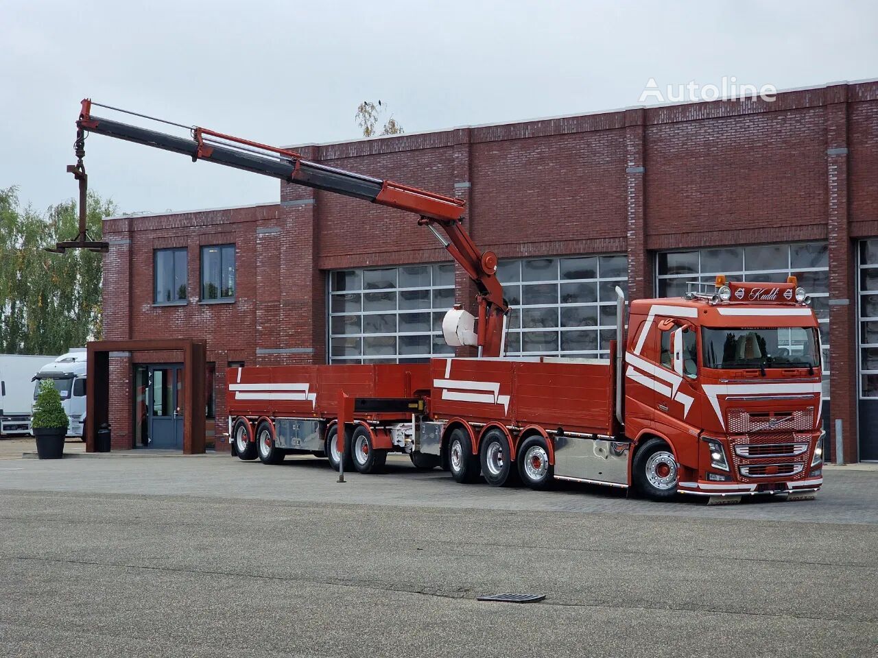 Купить бортовой грузовик Volvo FH 16.750 8x2*6 - Palfinger PK15002 Crane/Grua - Show truck + Tr + бортовой прицеп | Autoline AM Бортовой грузовик Volvo FH 16.750 8x2*6 - Palfinger PK15002 Crane/Grua - Show truck + Tr + бортовой прицеп - Autoline