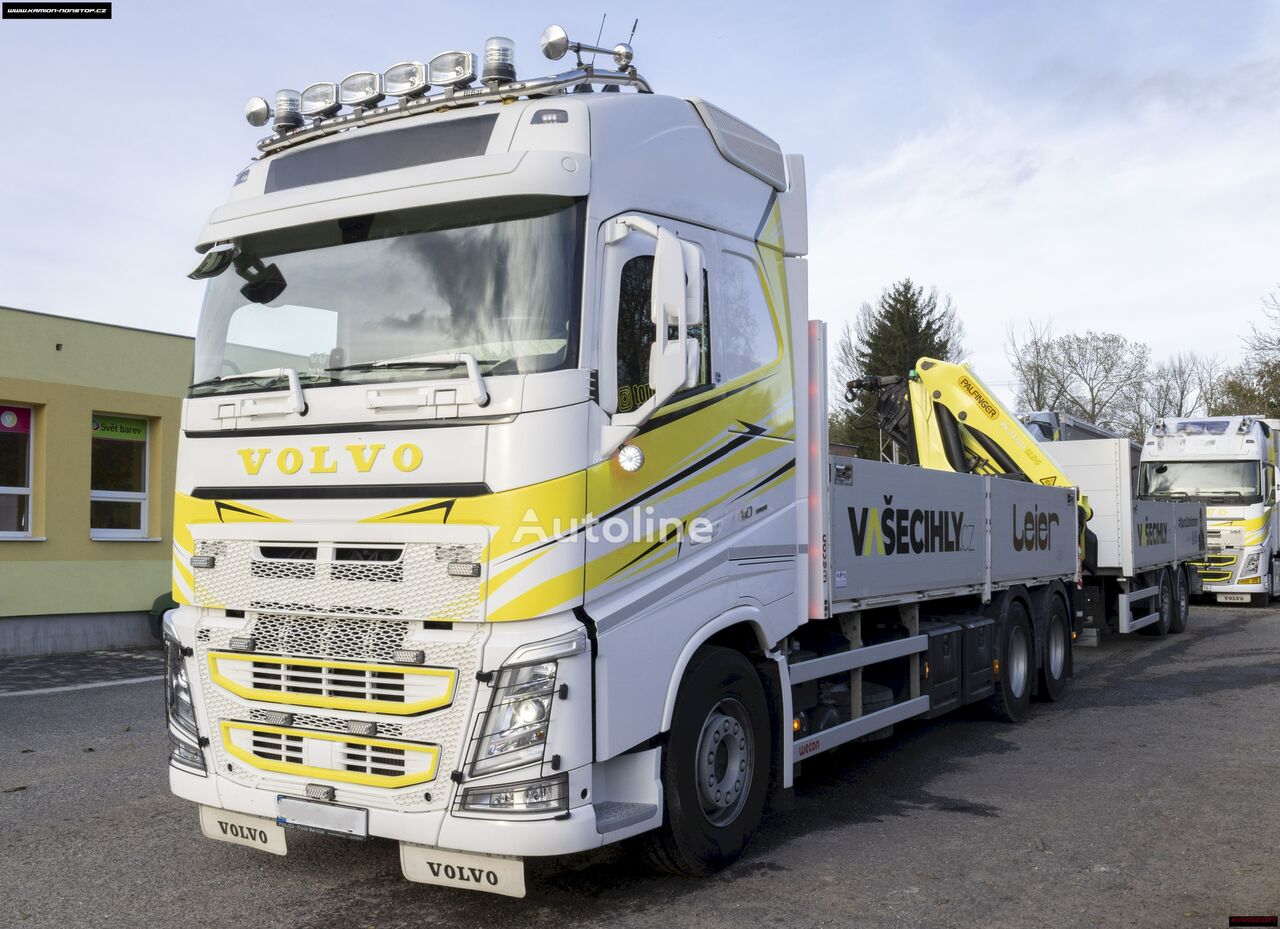 camion plateau Volvo FH 500 + remorque plateau