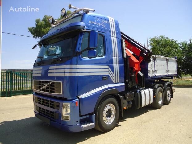 Volvo FH13 520 flatbed truck