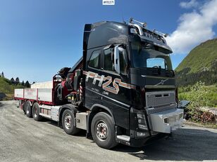 Volvo FH750  camión caja abierta