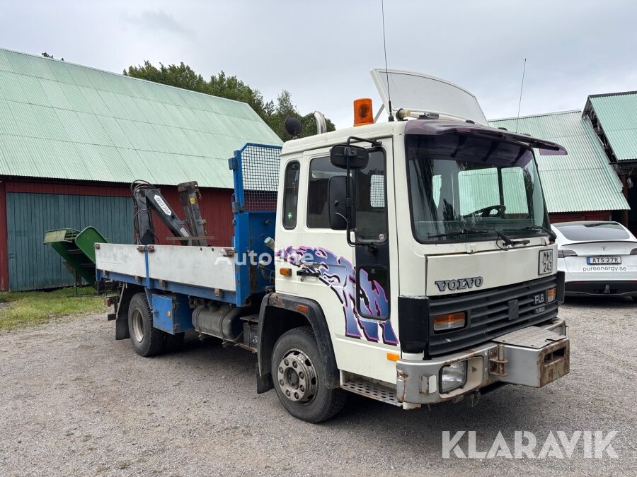 Camion plateau Volvo FL 611 - Autoline